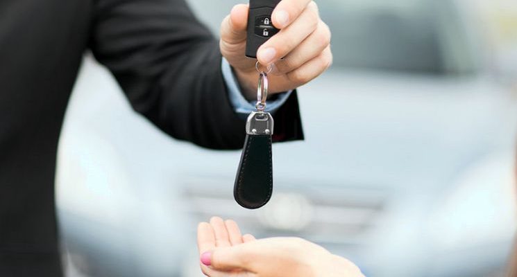 Покупка автомобиля в кредит в автосалоне